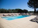 La piscine de la maison en location proche du Pont du Gard